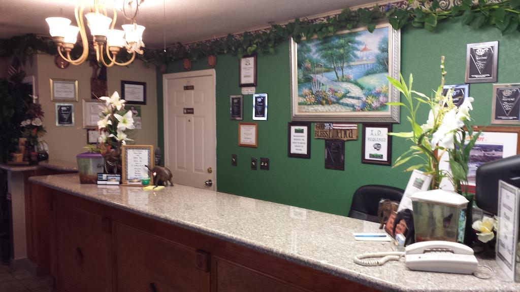 Green Country Inn Henryetta Buitenkant foto