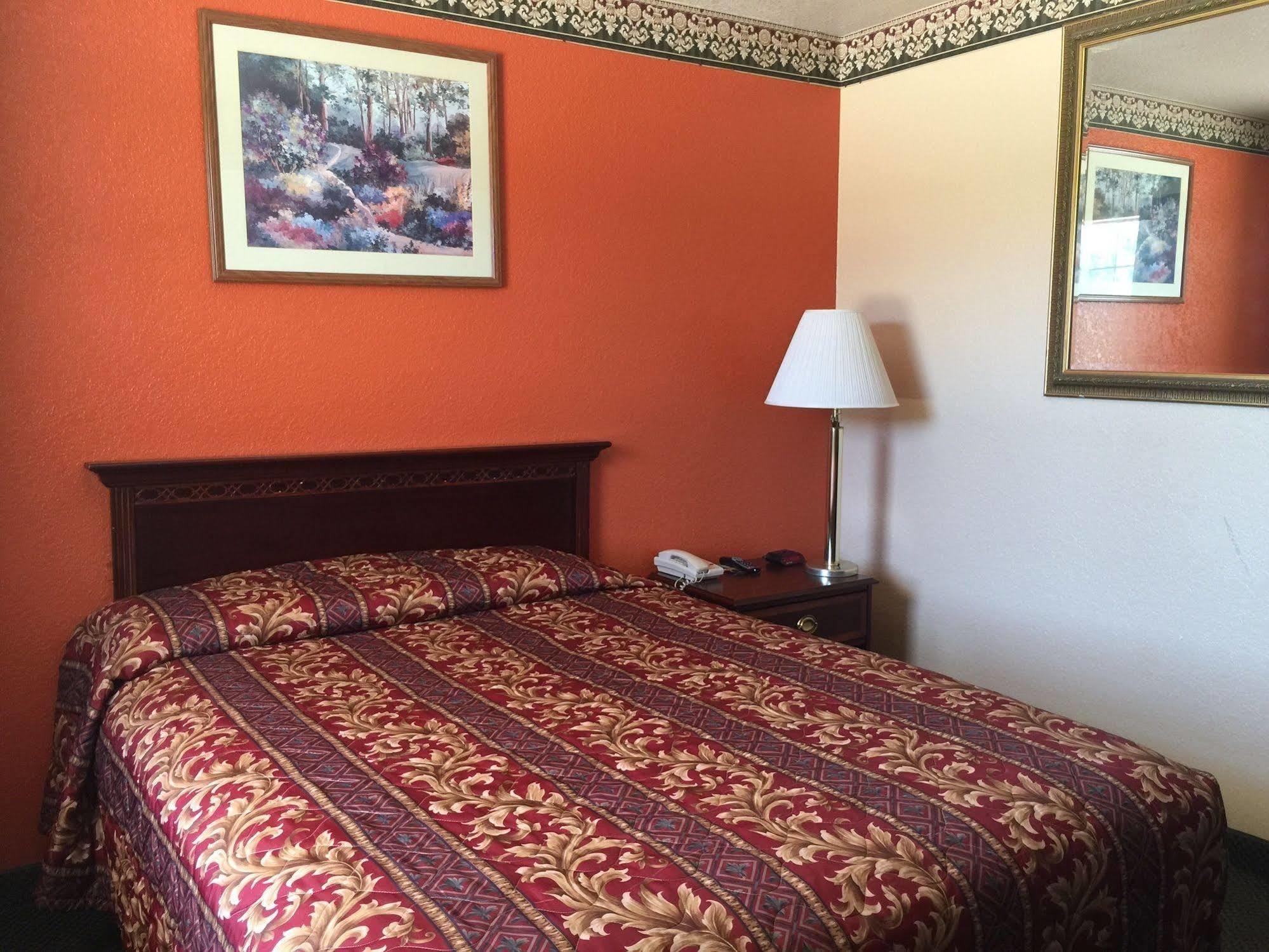 Green Country Inn Henryetta Buitenkant foto