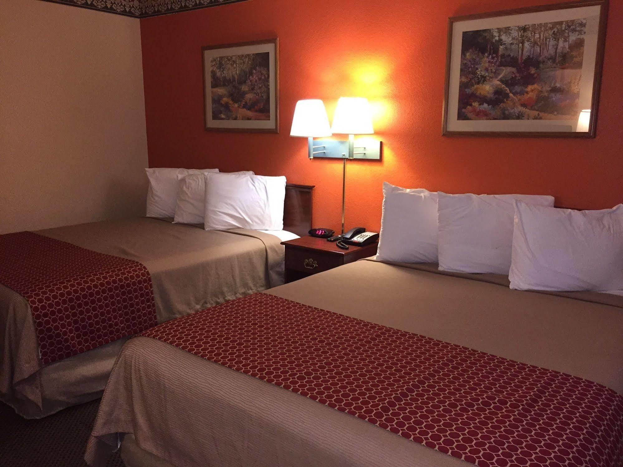 Green Country Inn Henryetta Buitenkant foto
