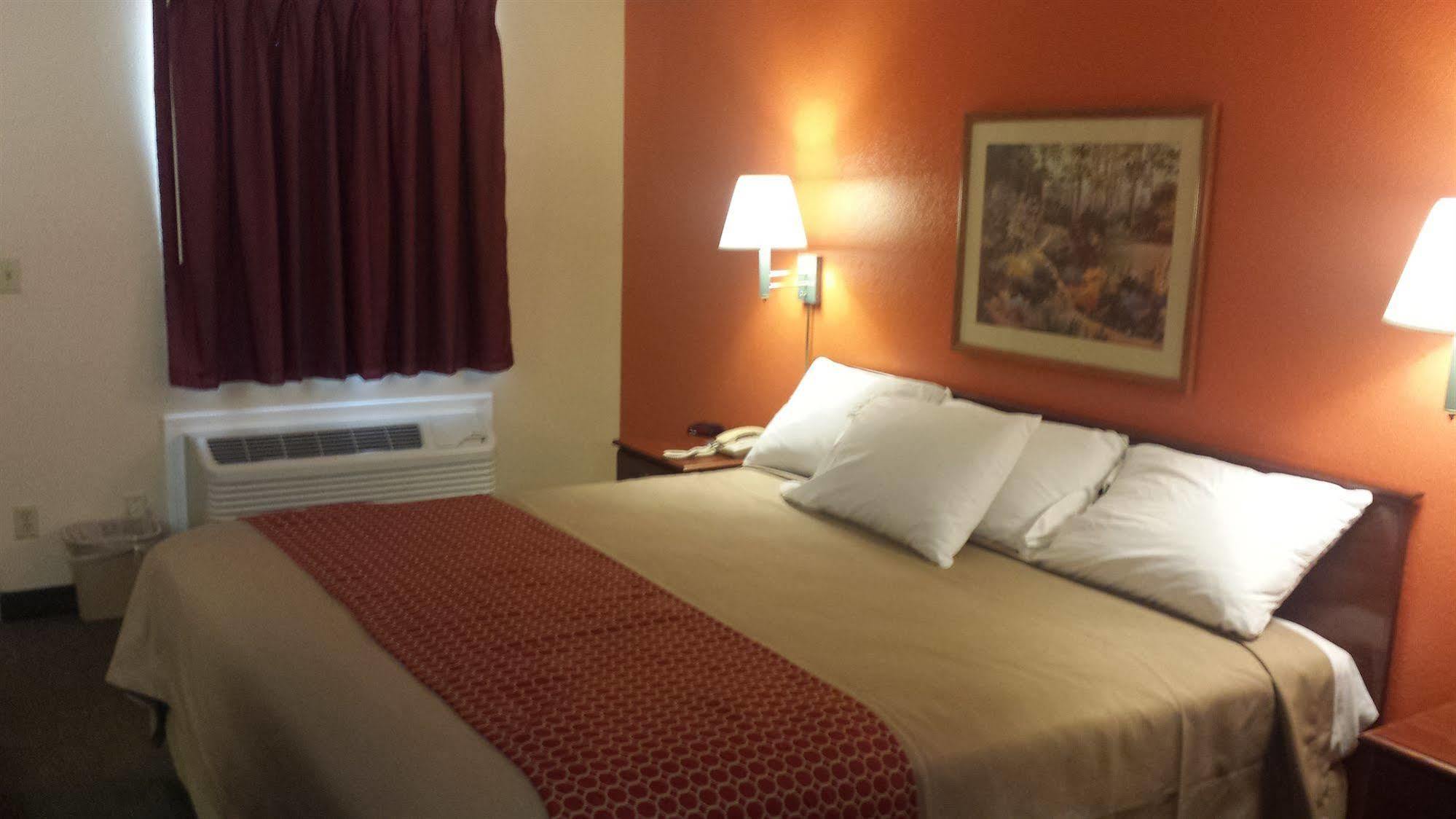 Green Country Inn Henryetta Buitenkant foto